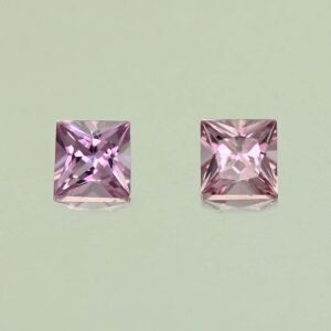 UmbaliteGarnet princess pair 3.5mm 0.49cts N ug1067