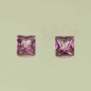 UmbaliteGarnet princess pair 4.0mm 0.72cts N ug707