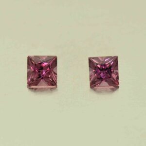 UmbaliteGarnet princess pair 4.0mm 0.84cts N ug710