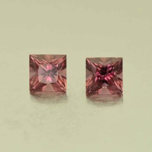UmbaliteGarnet princess pair 5.0mm 1.60cts N ug717