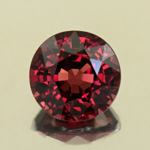 UmbaliteGarnet round 10.1x9.9x6.9mm 5.71cts N ug1565