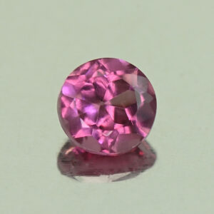 UmbaliteGarnet round 4.5mm 0.51cts N ug1080