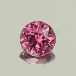 UmbaliteGarnet round 4.8mm 0.56cts N ug1082