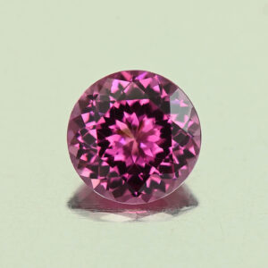 UmbaliteGarnet round 5.5mm 0.70cts N ug1088