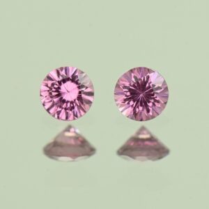 UmbaliteGarnet round pair 3.5mm 0.42cts N ug680