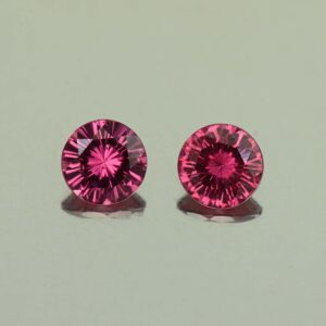 UmbaliteGarnet round pair 4.5mm 0.85cts N ug1106