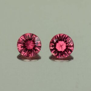 UmbaliteGarnet round pair 4.5mm 0.85cts N ug1107