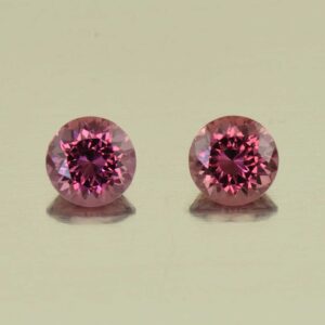 UmbaliteGarnet round pair 4.5mm 0.89cts N ug683