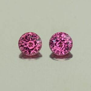 UmbaliteGarnet round pair 4.5mm 0.90cts N ug798