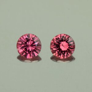 UmbaliteGarnet round pair 5.0mm 1.14cts N ug1111