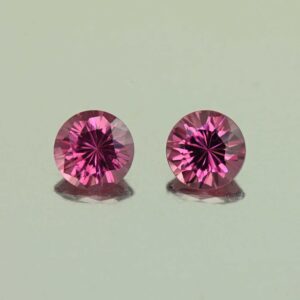 UmbaliteGarnet round pair 5.0mm 1.16cts N ug1112
