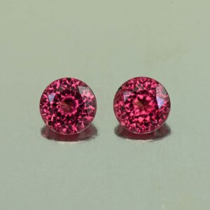 UmbaliteGarnet round pair 5.0mm 1.16cts N ug813