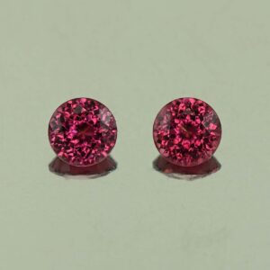 UmbaliteGarnet round pair 5.0mm 1.17cts N ug816