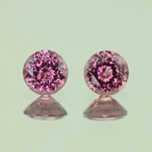 UmbaliteGarnet round pair 5.5mm 1.54cts N ug1279
