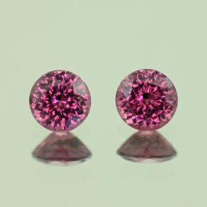 UmbaliteGarnet round pair 5.5mm 1.59cts N ug1284