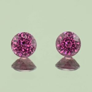 UmbaliteGarnet round pair 5.5mm 1.62cts N ug1289