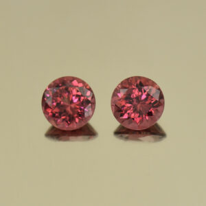 UmbaliteGarnet round pair 6.5mm 2.58cts N ug322 SOLD