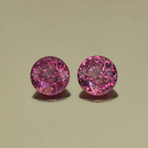 UmbaliteGarnet round pair 7.6 7.8mm 3.86ts N ug341 SOLD