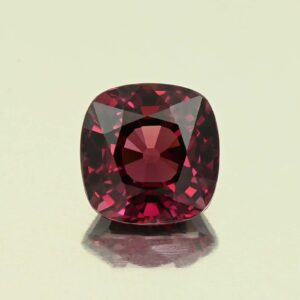 UmbaliteGarnet sq cush 9.9x9.7mm 6.02cts N ug1463