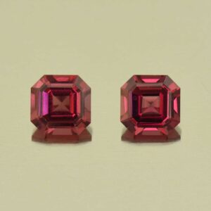 UmbaliteGarnet sq eme cut pair 5.0mm 1.52cts N ug864
