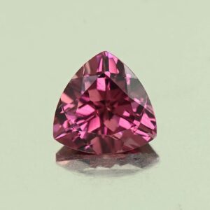 UmbaliteGarnet trill 7.6mm 1.72cts N ug1139