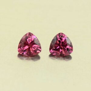 UmbaliteGarnet trill pair 5.1mm 1.16cts N ug1440