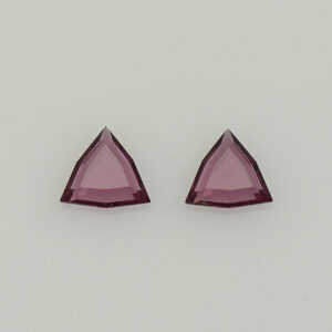 UmbaliteGarnet trill portrait cut pair 5.1mm 0.61cts N ug1359