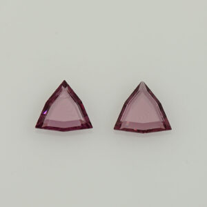 UmbaliteGarnet trill portrait cut pair 6.7mm 1.26cts N ug1362