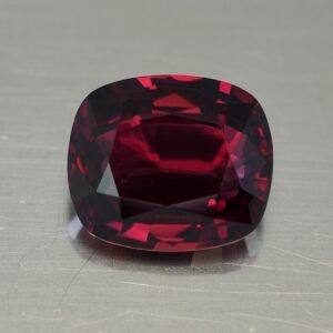 Umbalite cush 12.0x10.3mm 6.69cts ug284