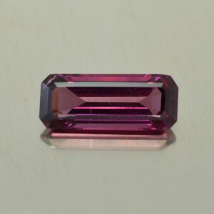 Umbalite eme cut 16.5x6.7mm 6.32cts ug265 SOLD