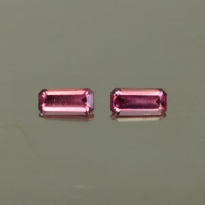 Umbalite eme cut pair 6.0x2.9 5.9x2.8mm 0.73cts ug722