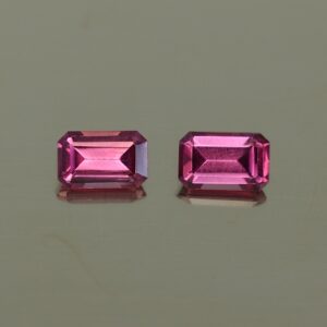 Umbalite eme cut pair 6.0x3.8mm 1.28cts ug724
