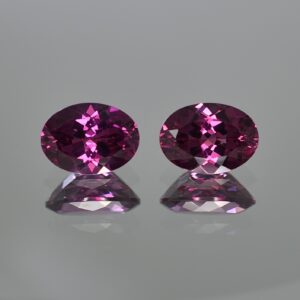 Umbalite oval pair 11.1x8.1mm 7.62cts ug390
