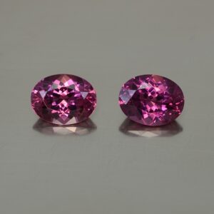 Umbalite oval pair 9.0x7.0mm 4.57cts ug542