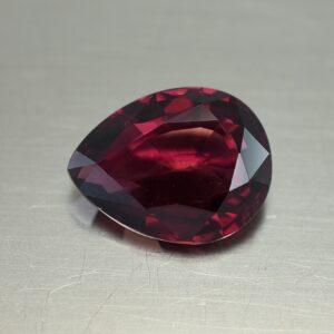 Umbalite pear 13.4x10.4mm 6.16cts ug238