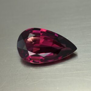 Umbalite pear 16.0x9.4mm 6.26cts ug239