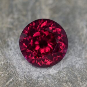 Umbalite round 12.0mm 7.97cts ug521