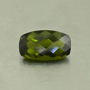 Vesuvianite ch cush 14.5x8.6mm 5.25cts N vs220