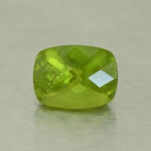 Vesuvianite ch cush 8.1x6.1mm 1.62cts N vs210