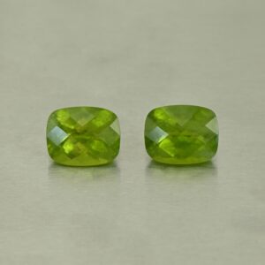 Vesuvianite ch cush pair 10.0x8.0mm 6.68cts N vs229