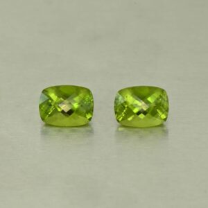 Vesuvianite ch cush pair 8.0x6.1mm 3.29cts N vs226