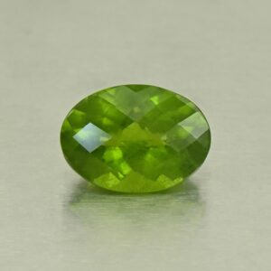 Vesuvianite ch oval 14.0x10.1mm 6.36cts N vs246