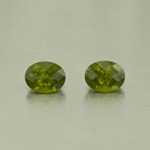 Vesuvianite ch oval pair 9.0x7.0mm 4.23cts N vs249