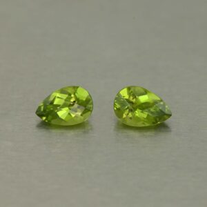 Vesuvianite ch pear pair 5.9x3.9mm 0.82cts N vs261