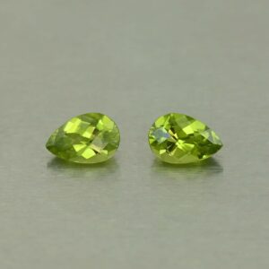 Vesuvianite ch pear pair 5.9x4.0mm 0.88cts N vs263