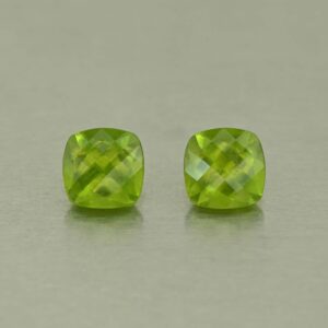 Vesuvianite ch sq cush pair 6.1mm 2.28cts N vs295