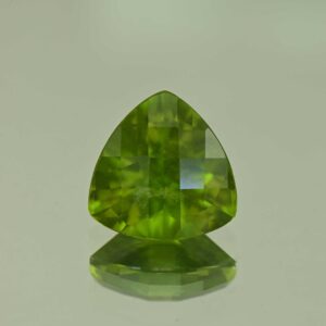 Vesuvianite ch trill 11.5mm 5.18cts N vs124