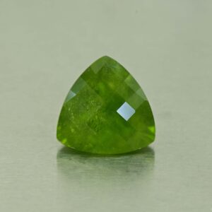 Vesuvianite ch trill 12.2mm 6.55cts N vs301