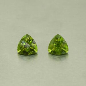 Vesuvianite ch trill pair 8.0mm 4.32cts N vs187