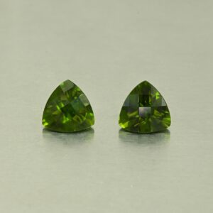 Vesuvianite ch trill pair 9.6mm 6.44cts N vs313